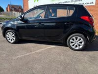 Używany Hyundai i20 Active 85 KM (62 kW) 2013 Czarny Hatchback