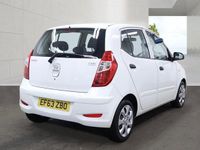 Used Hyundai i10 Classic 83 HP (61 kW) 2014 White Hatchback