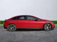 Usado Mercedes EQE350 AMG line 214 kW (292 HP) 2025 Vermelho Sedan