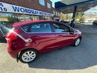 Used Ford Fiesta Zetec 2010 Metallic red Hatchback