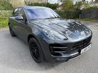 Used Porsche Macan Turbo 400 HP (294 kW) 2017 Grey SUV