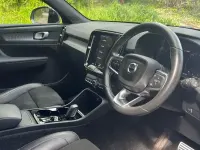 Usado Volvo XC40 R-Design Pro 2021 Prateado SUV
