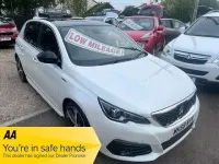 Used Peugeot 308 GT-line 2018 White Hatchback