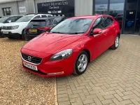 Used Volvo V40 2014 Red Hatchback