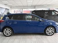 Used Toyota Auris Hybrid 2018 Blue Hatchback