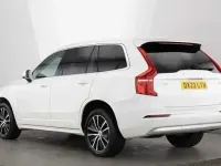 Usado Volvo XC90 Momentum 235 CV (172 kW) 2022 Blanco SUV