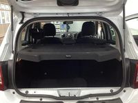 Used Dacia Sandero Lauréate 2014 White Hatchback