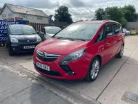 Used Vauxhall Zafira Tourer SRi 2015 Red MPV