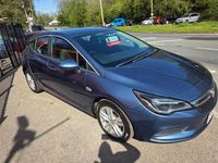 Second-hand Vauxhall Astra Design Edition 2017 Albastru Hatchback