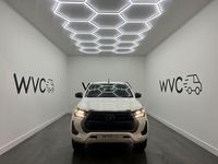Used Toyota HiLux Active 150 HP (110 kW) 2021 White Pickup