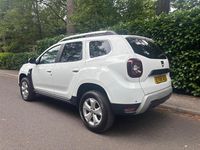 Used Dacia Duster Comfort 115 HP (84 kW) 2018 White SUV
