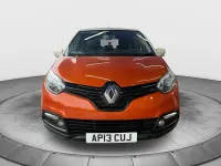 Używany Renault Captur Dynamique 90 KM (66 kW) 2013 Pomarańczowy SUV