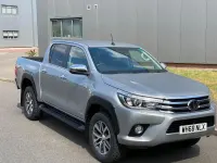 Used Toyota HiLux 150 HP (110 kW) 2019 Silver Pickup