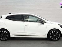Used Renault Clio V Techno 143 HP (105 kW) 2024 White Hatchback