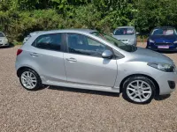 Używany Mazda 2 2011 Srebrny Hatchback