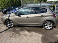 Used Peugeot 208 Allure 2015 Brown Hatchback