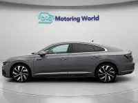 Usado VW Arteon R-line 190 HP (139 kW) 2023 Cinzento Citadino