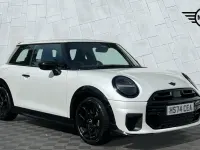 Used Mini Cooper Hatch 113 kW (154 HP) 2025 White Hatchback