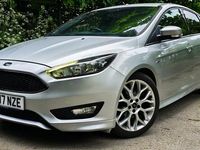 Used Ford Focus ST-Line 125 HP (91 kW) 2017 Silver Hatchback