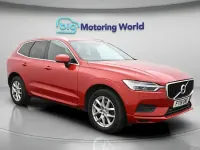 Begagnad Volvo XC60 Momentum 250 HK (183 kW) 2019 Röd SUV