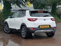 Used Kia Stonic First Edition 113 HP (83 kW) 2018 White SUV