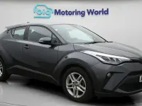 Usado Toyota C-HR 122 HP (89 kW) 2023 Cinzento SUV