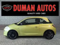 Usado Vauxhall Adam Glam 70 HP (51 kW) 2014 Verde Citadino