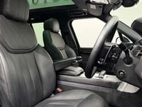 Used Land Rover Range Rover SE 300 HP (220 kW) 2025 SUV