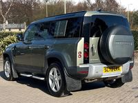 Used Land Rover Defender SE 245 HP (180 kW) 2022 Green SUV
