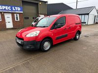 Used Peugeot Partner S 75 HP (55 kW) 2012 Red MPV