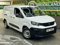 Usado Peugeot Partner Premium 131 HP (96 kW) 2024 Branco Monovolume