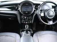 Used Mini Cooper Classic 134 HP (98 kW) 2023 Silver Hatchback