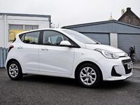 Used Hyundai i10 SE 66 HP (48 kW) 2017 White Hatchback