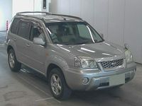 Used Nissan X-Trail 140 HP (102 kW) 2002 Silver SUV