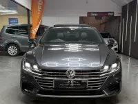 Begagnad VW Arteon R-line 280 HK (205 kW) 2018 Grå Halvkombi