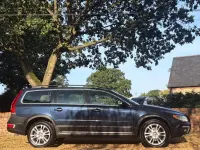 Used Volvo XC70 SE Lux 2013 Blue Estate