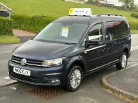 Używany VW Caddy Maxi Life 2018 Niebieski Minivan