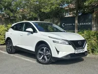 Used Nissan Qashqai N-Connecta 2022 White SUV
