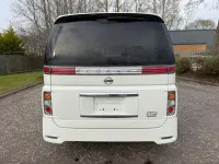 Used Nissan Elgrand 2007 Pearl white MPV