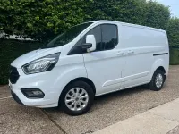 Used Ford Transit Custom Limited 130 HP (95 kW) 2021 White Van