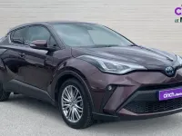 Used Toyota C-HR 184 HP (135 kW) 2023 Mauve/purple SUV