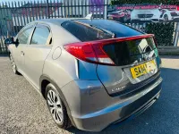 Begagnad Honda Civic SE Plus 120 HK (88 kW) 2014 Grå Halvkombi