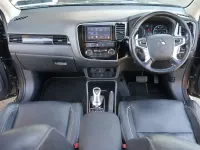 Usado Mitsubishi Outlander 200 HP (147 kW) 2015 Granite SUV