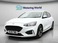 Used Ford Focus ST-Line 125 HP (91 kW) 2019 White Hatchback