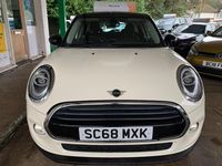 Usado Mini Cooper Hatch 2018 Branco Citadino