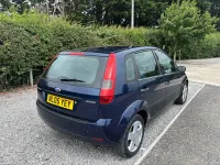 Used Ford Fiesta Zetec 79 HP (58 kW) 2005 Blue Hatchback