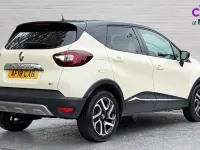 Used Renault Captur Dynamique 90 HP (66 kW) 2018 White SUV