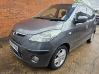 Usado Hyundai i10 Comfort 86 HP (63 kW) 2011 Cinzento Citadino