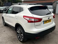Used Nissan Qashqai Tekna 130 HP (95 kW) 2017 White SUV