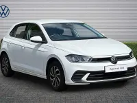 Used VW Polo Life 95 HP (69 kW) 2024 White Hatchback